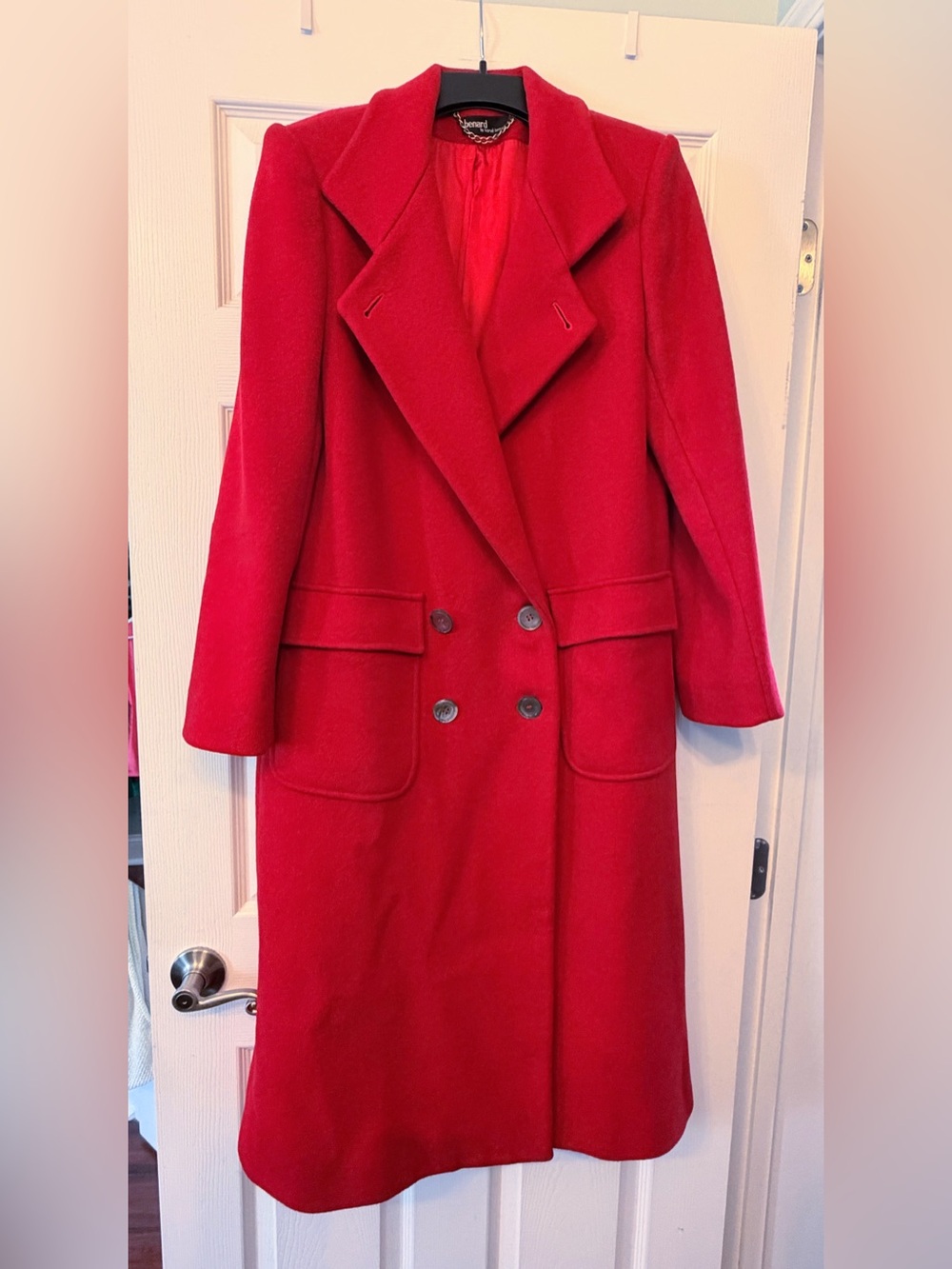 Benard by Harve Benard, Beautiful Red Wool Double-Breasted Coat